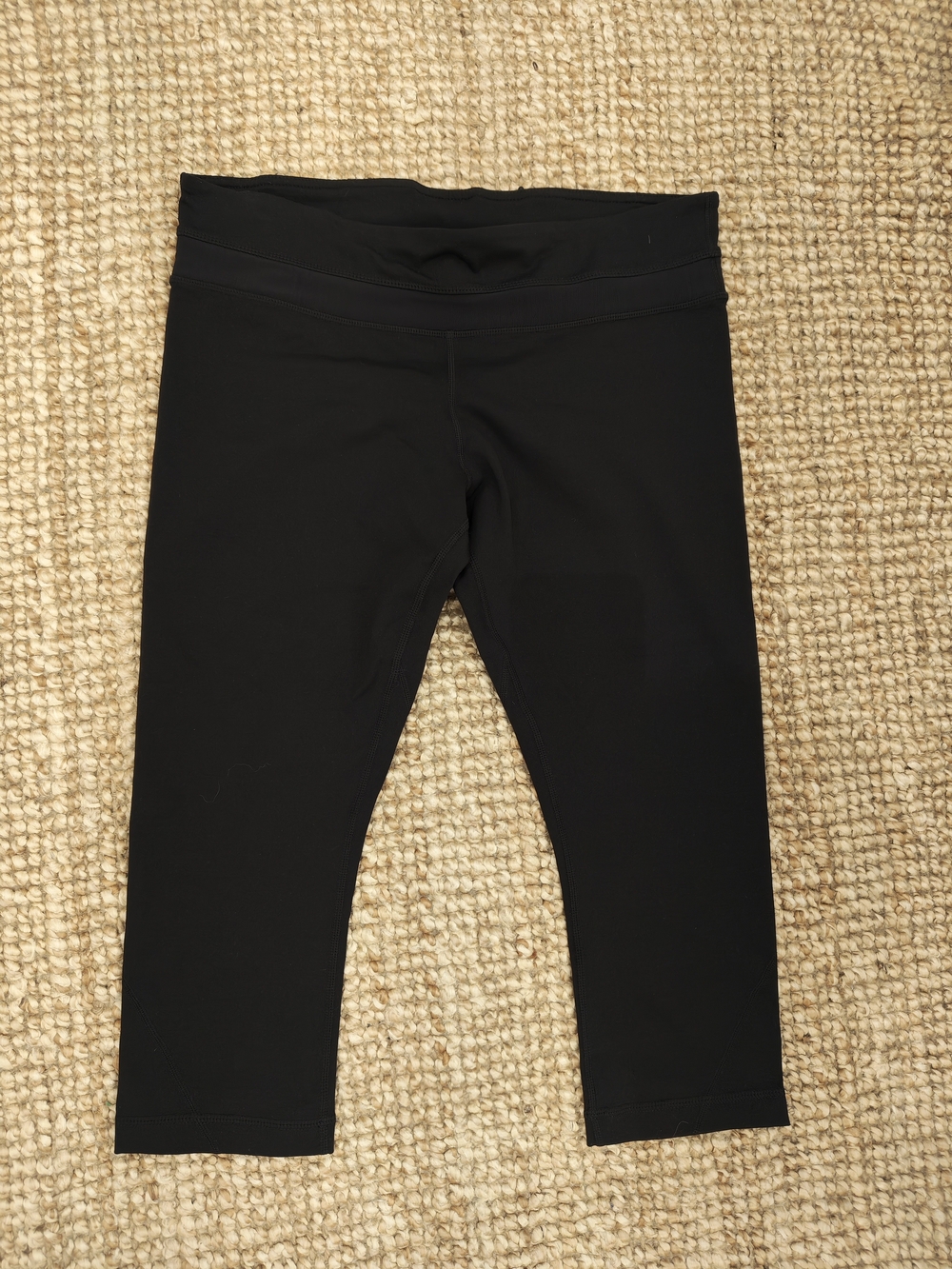 Black Athletic Capri Leggings